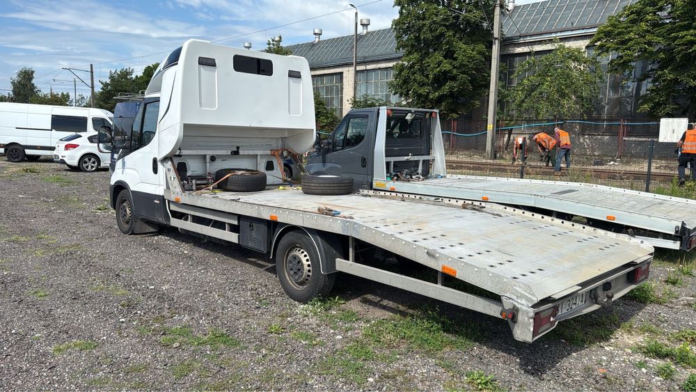 autolaweta, przyczepa laweta 8.5m na dwa samochody auta wynajem