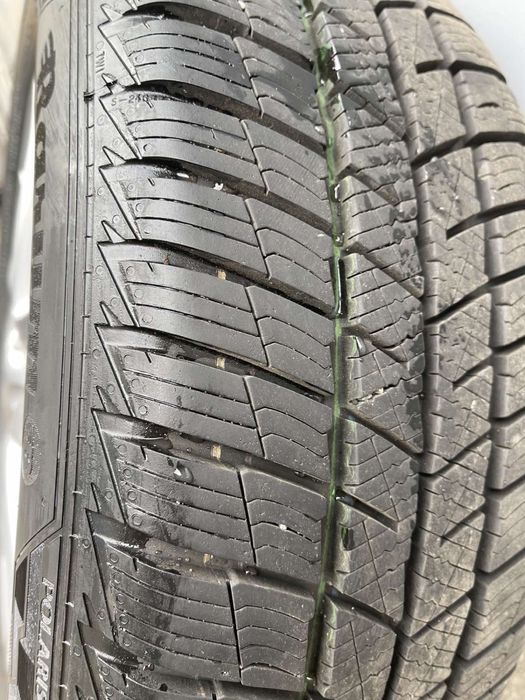 Диски r16 зимня резина 205/60 r16 Barum Мазда