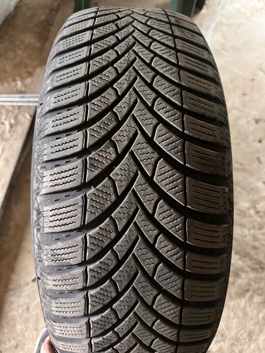 Opony Zimowe Semperit Speed-Grip 5 215/65/ R17 99 V