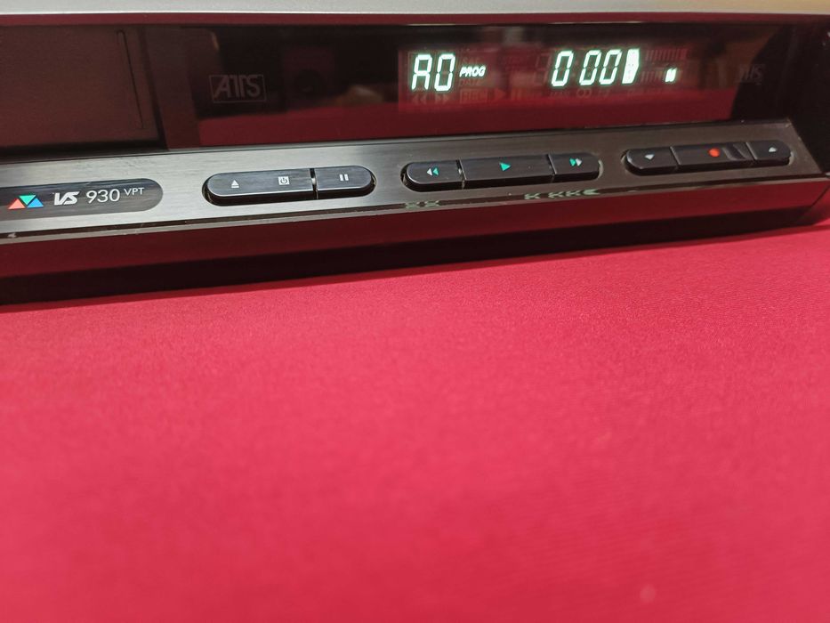 Magnetowid VHS Grundig VS 930 VPT