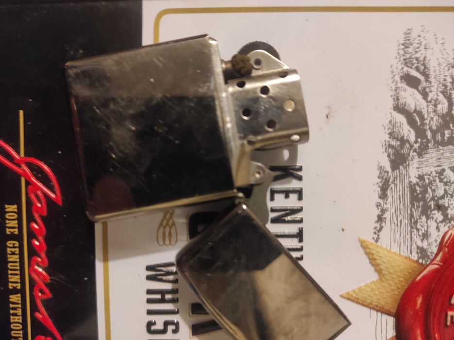 Зажигалка ZIPPO volf