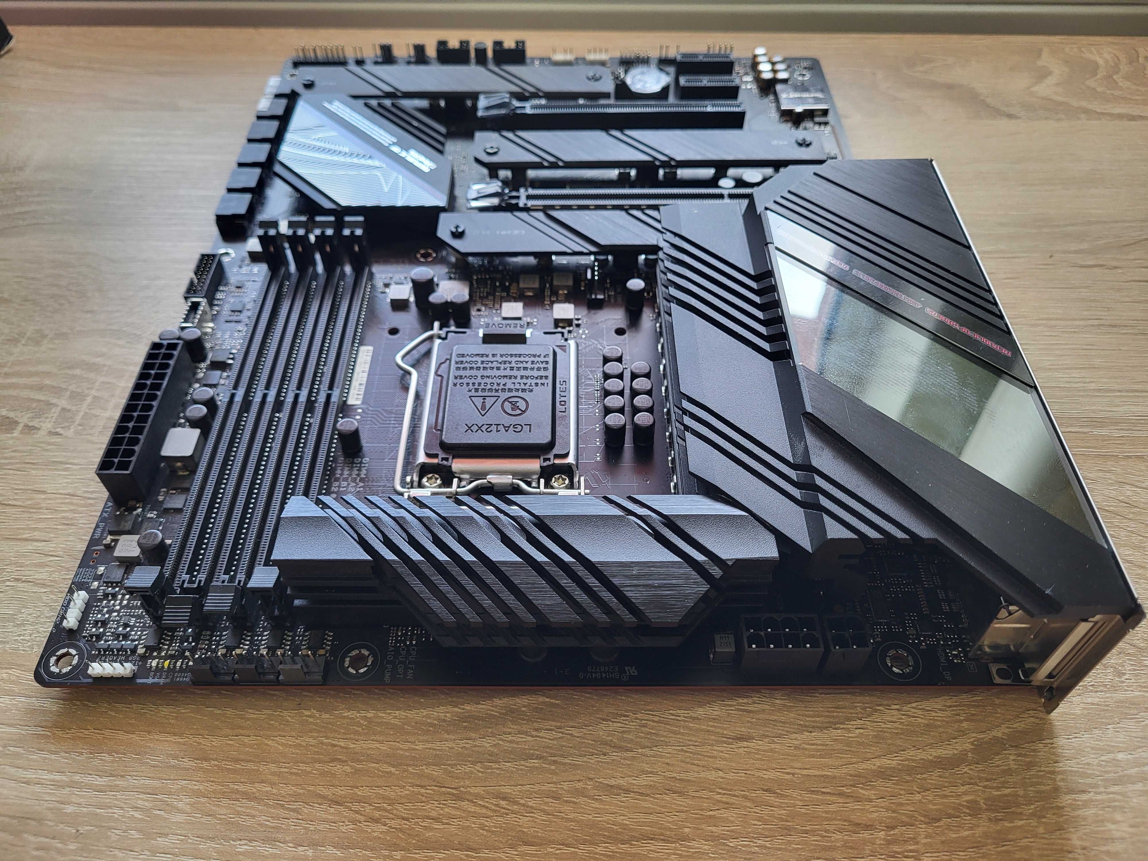 Материнська плата ASUS ROG STRIX B560-E GAMING WIFI (s1200,Intel B560)