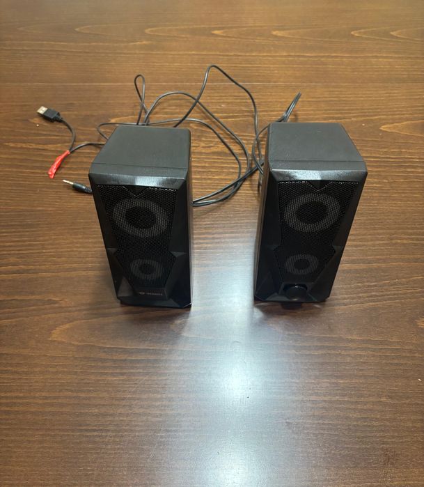 Głośniki komputerowe Yenkee YSP 2003RGB – LED, USB, 6W RMS