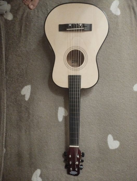 Гитара для ребенка, класика 1/2