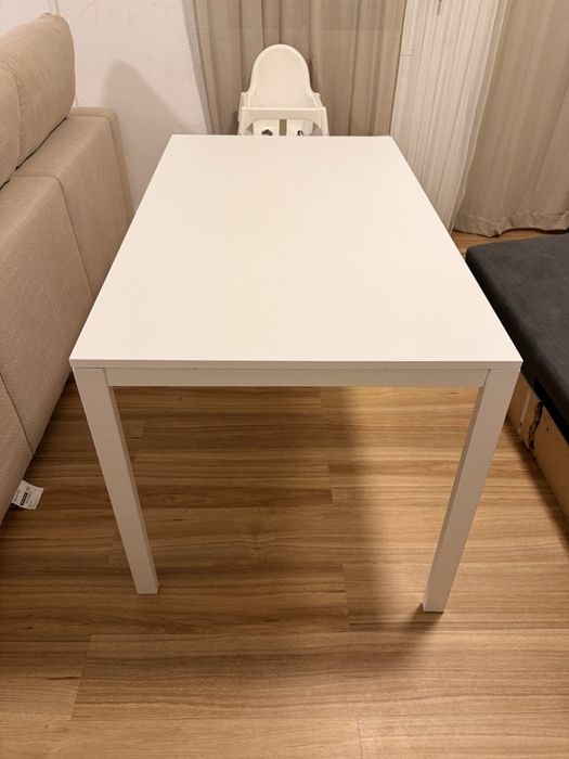 Mesa ikea com 4 cadeiras
