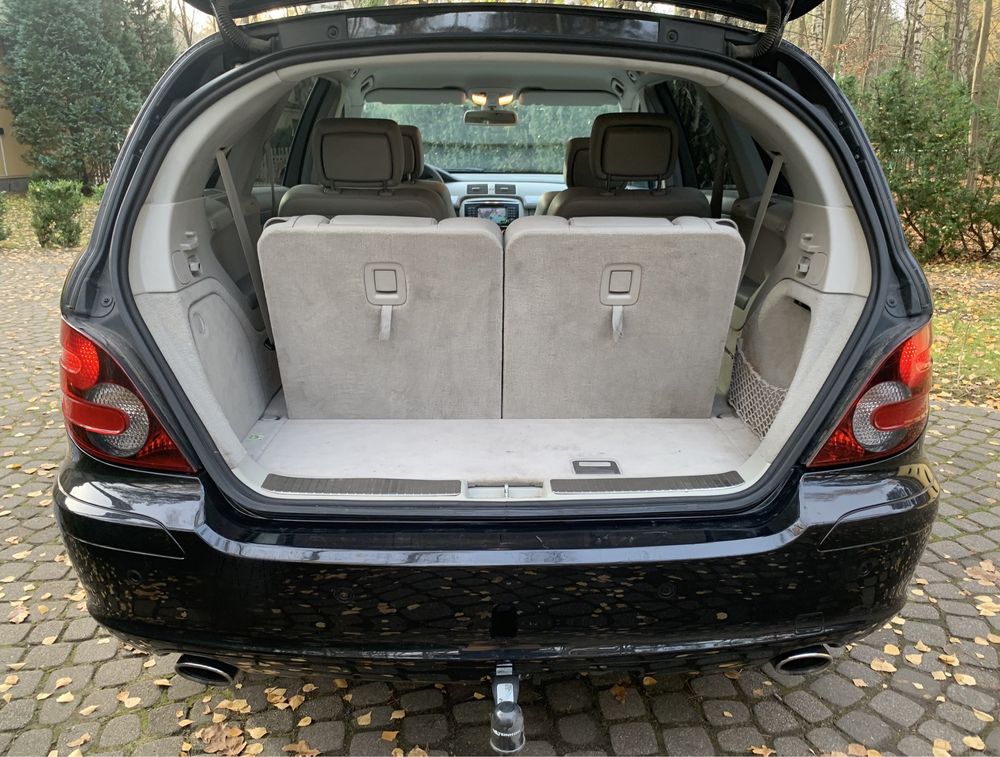 Mercedes R500 V8 4MATIC wersja 6 osób