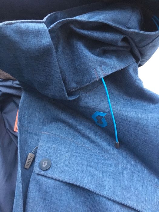 Продам б/у лижи/сноуборд куртку Scott