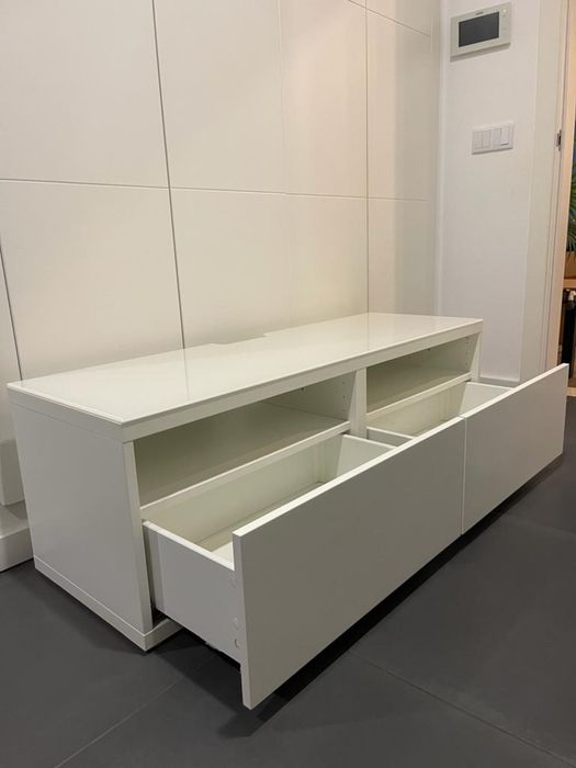 Móvel TV branco IKEA