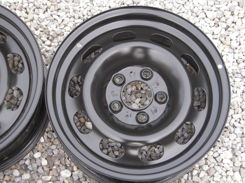 Felgi stalowe 16 5x120 et33 IS33 BMW Seria 1 F20 F21