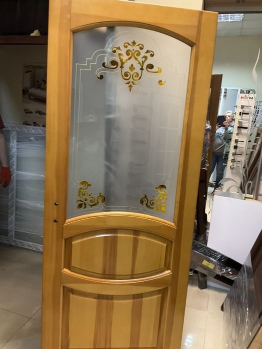 Акція! Двері міжкімнатні  сосна масив нові 7500 грн за комплект.