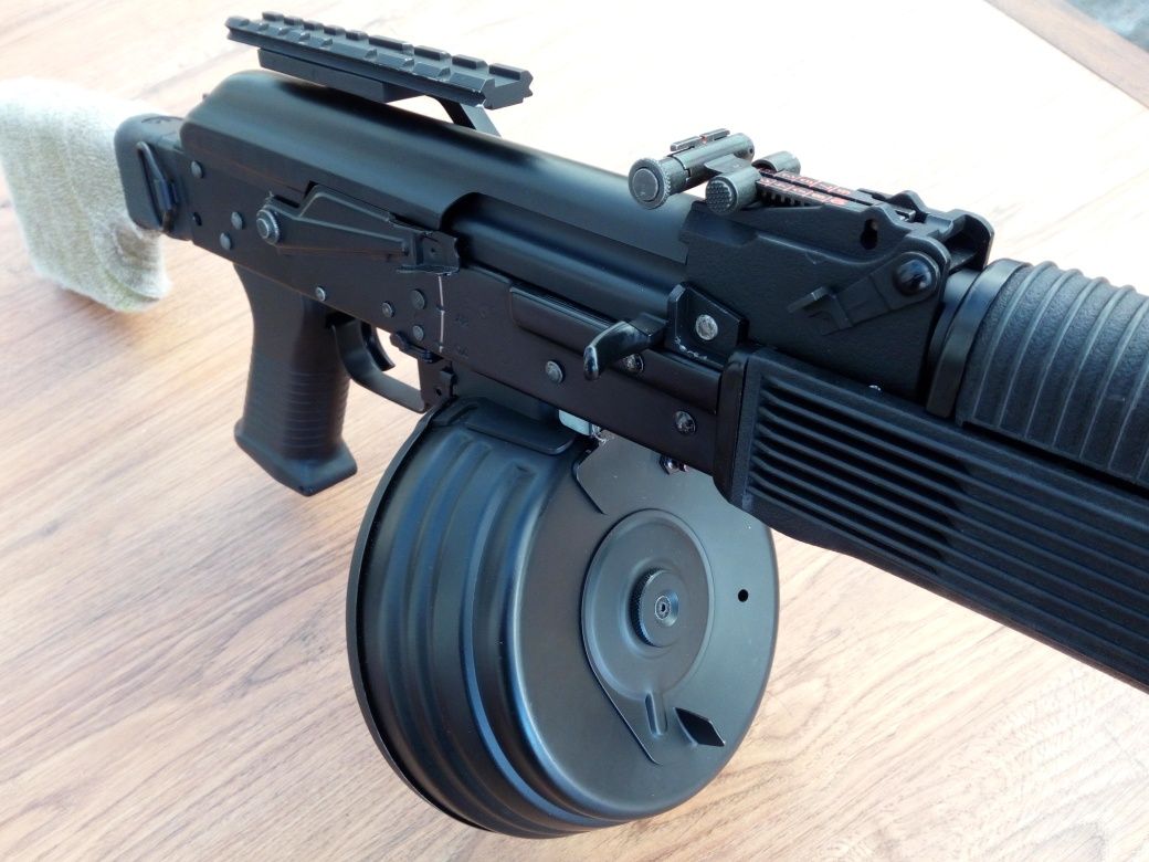 LR300 RPK  L96 Airsoft