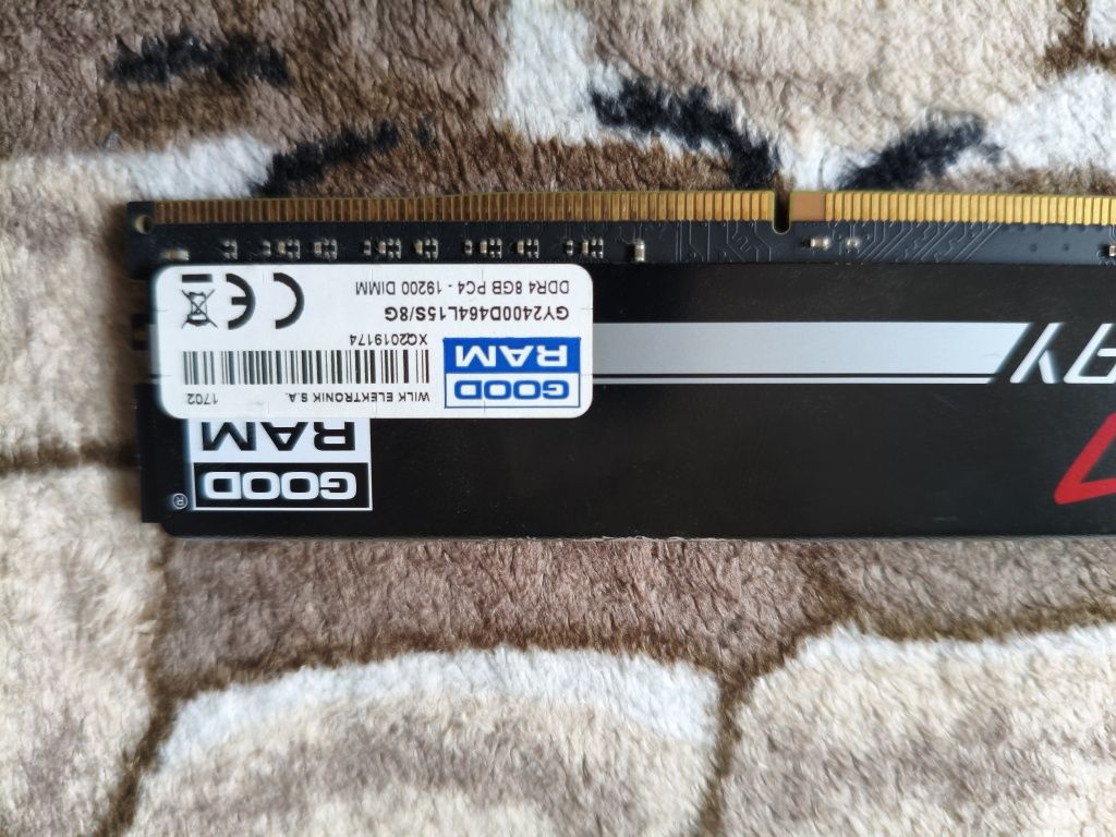 Zasilacz SilentiumPC 600W Vero M1 600 i 2 xRAM DDR4 8GB