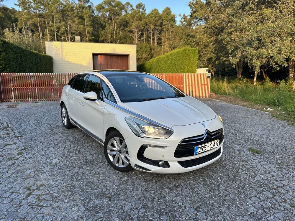 Citroen DS5 1.6 E-HDI - Full extras