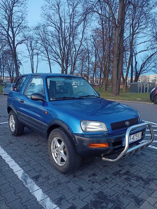 Toyota RAV4 2.0i 4x4 klimatyzacja ZDROWA doinwestowana bezwypadkowa !