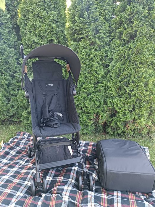 MoMi GRACE kompaktowy wózek z plecakiem do transportu