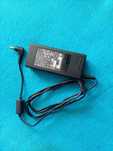 блок питания (зарядка) Delta Electronics ADP-90SB 19В 4.74А 90 Вт