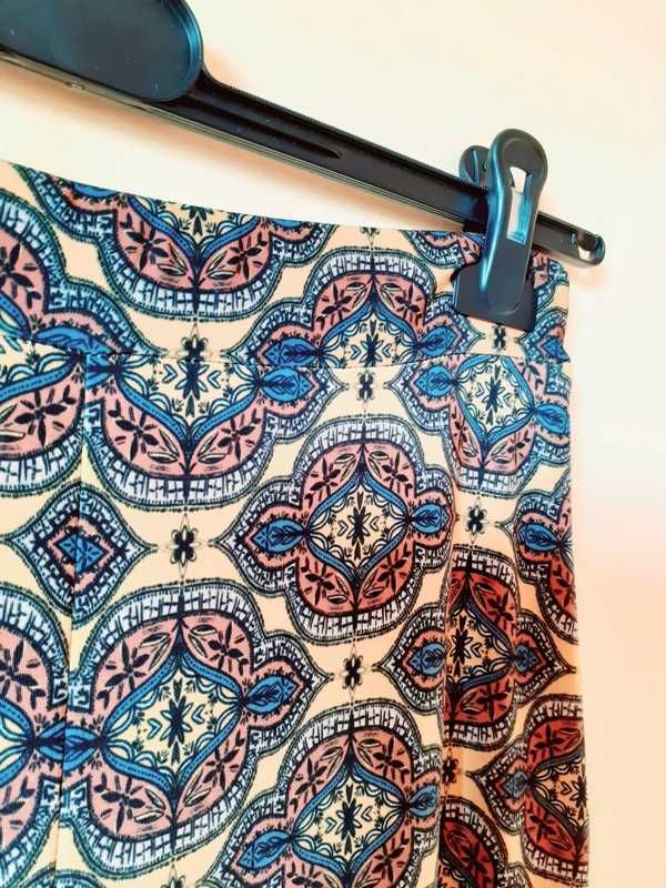 38 40 Spodnie letnie szerokie kolorowe wzory vintage retro Boohoo