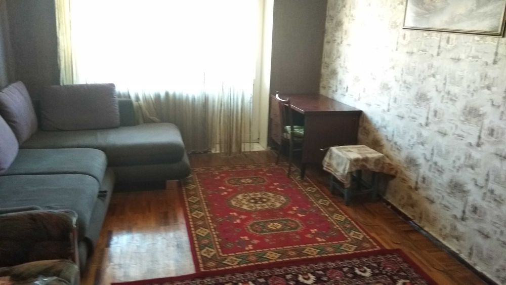 Продам однокомнатную квартиру в Краматорске на Лазурном