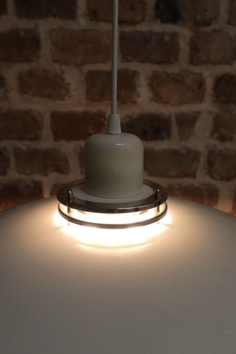 Biała duńska lampa wisząca Belid vintage space age 1980