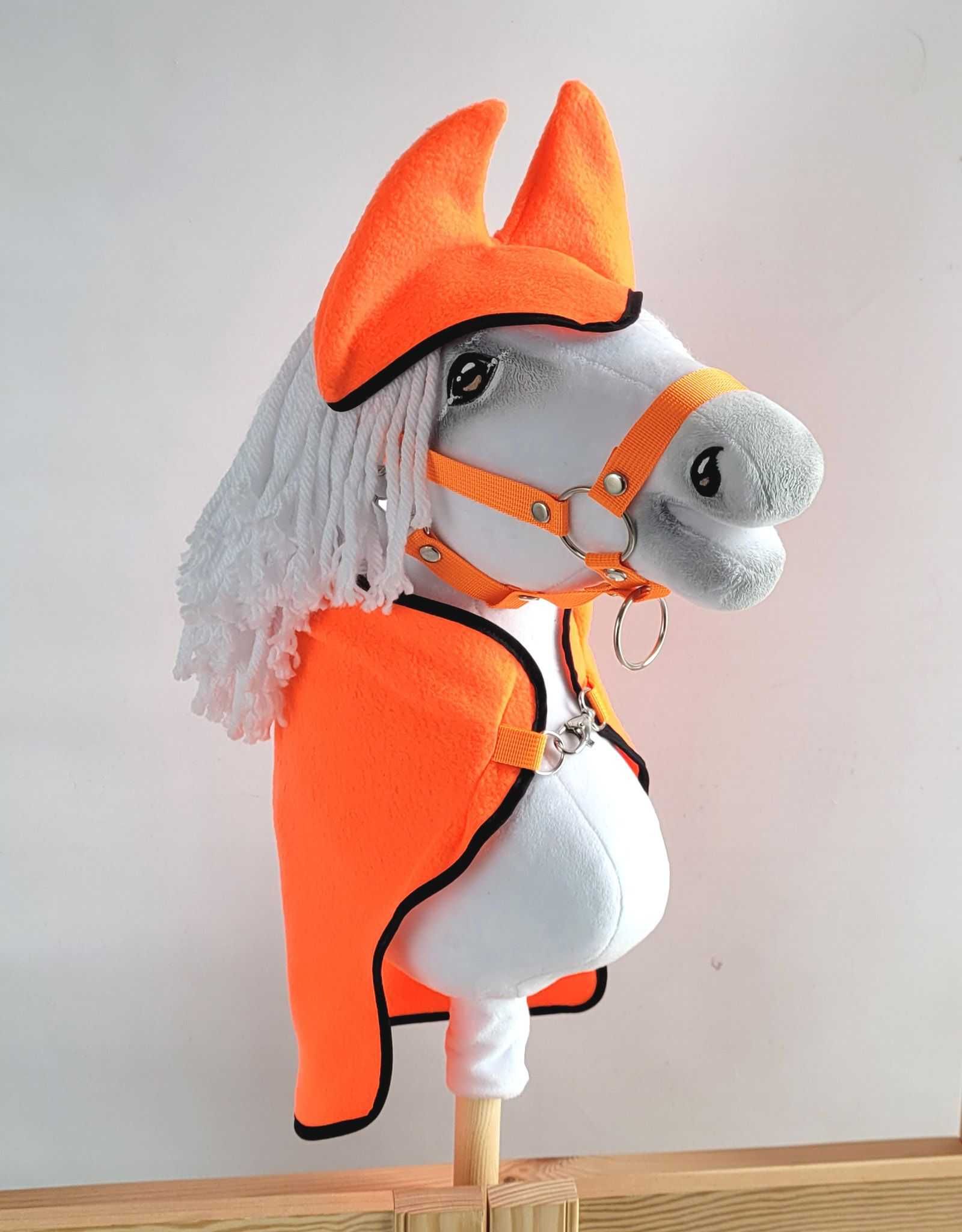 Zestaw dla Hobby Horse A3: derka + nauszniki + kantar – neon orange