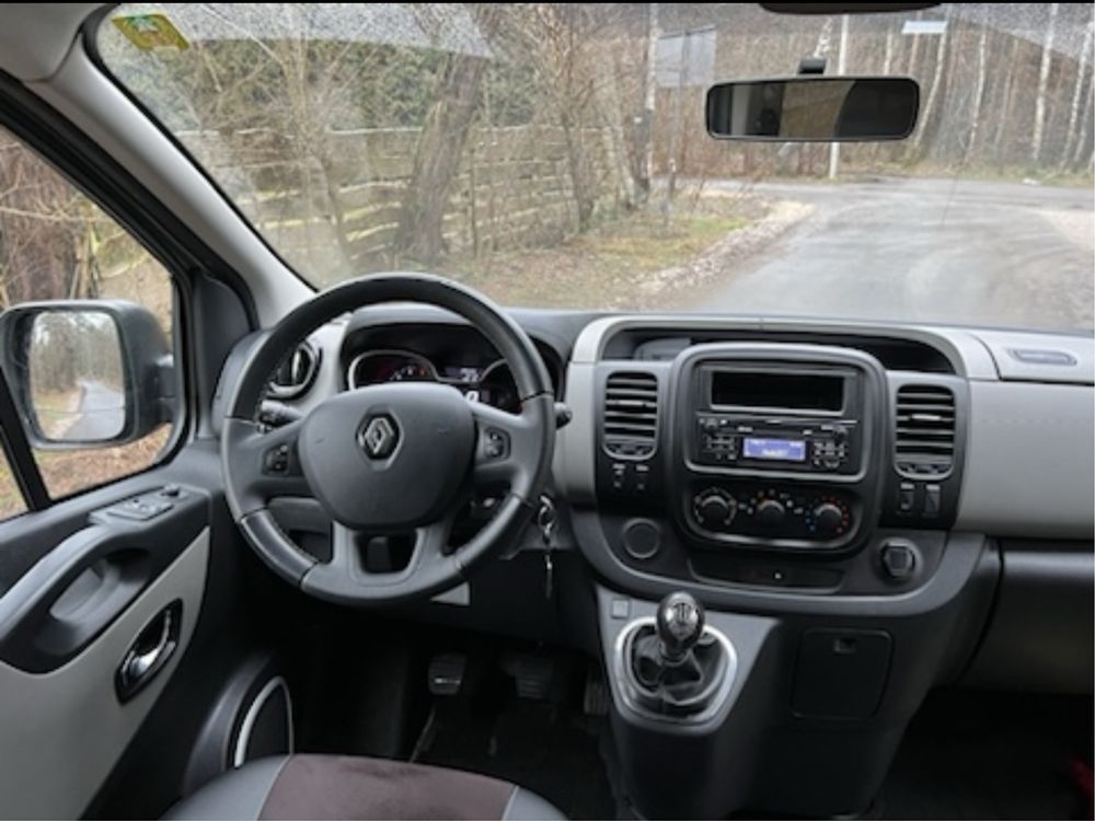 Cesja leasingu Renault Trafic Opel Vivaro