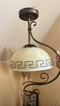 Lampa wisząca motyw grecki.