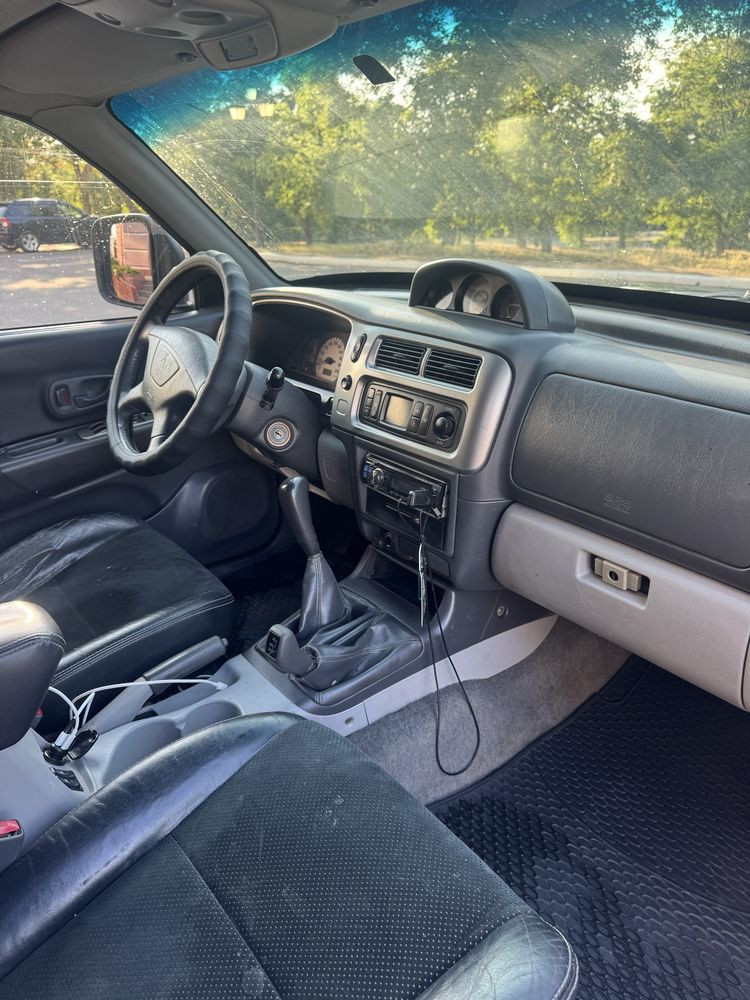 Mitsubishi Pajero Sport 2004 2.5