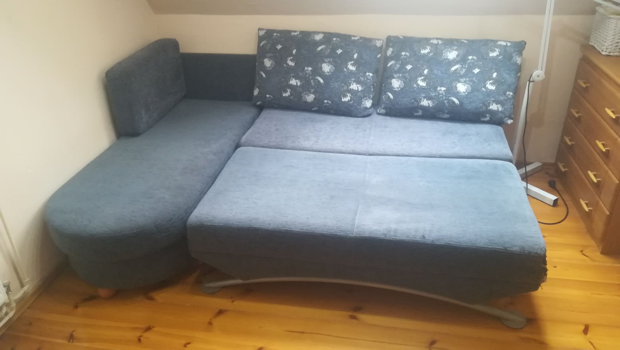 Narożnik z funkcją spania