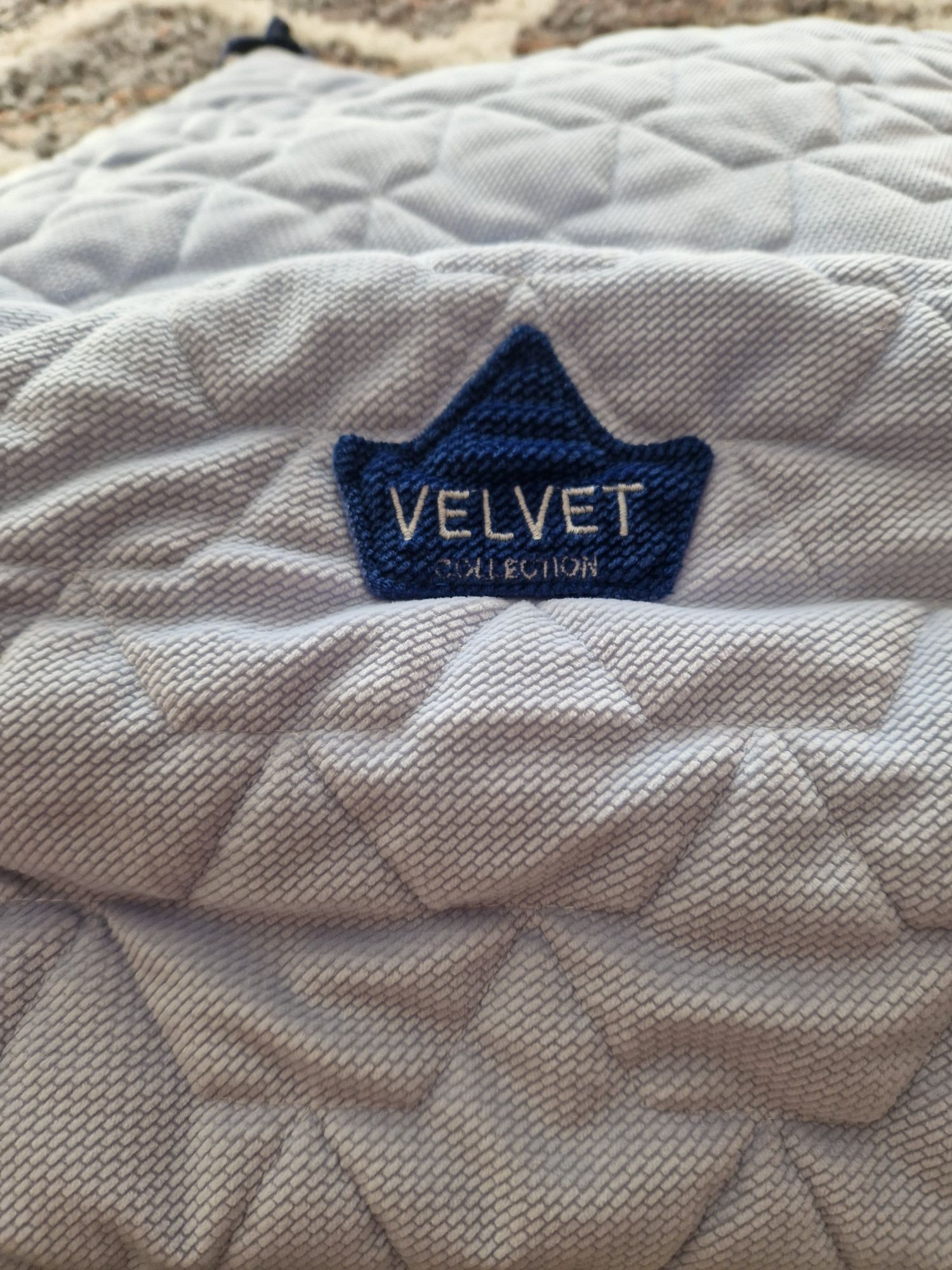 Ochraniacz do łóżeczka La Millou Velvet Collection/ Powder Blue 70x140