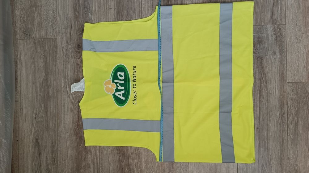 Світловідбивна жилетка нова розмір 2 XL