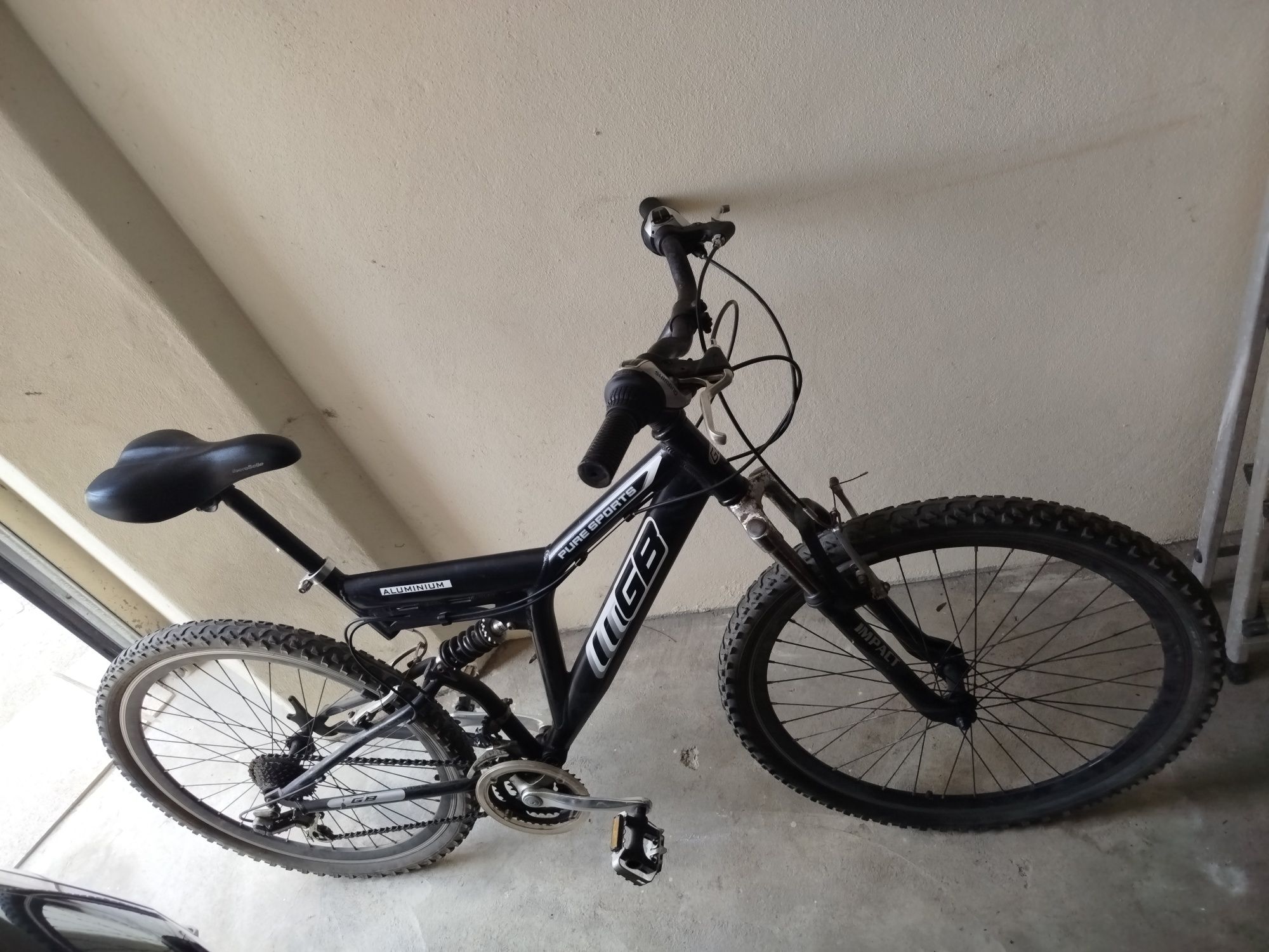 Bicicleta montanha 21 mudanças, faço entrega