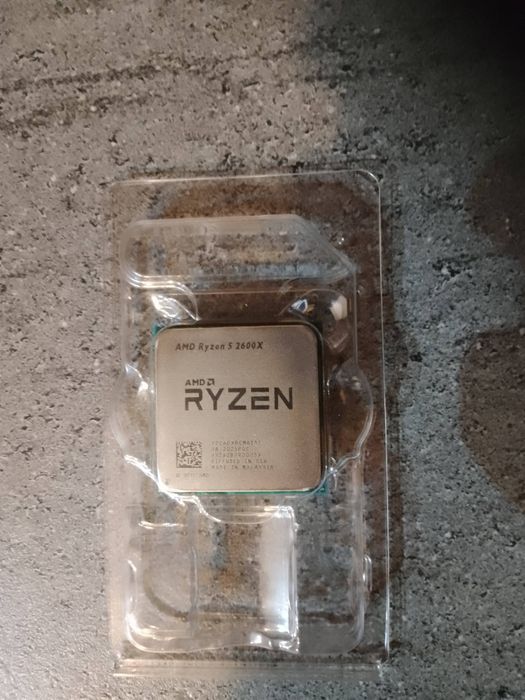 Sprzedam procesor AMD Ryzen 5 2600x