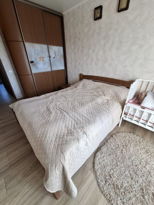 Продам двухспальную кровать 1600×2000 с ортопедическим матрасом