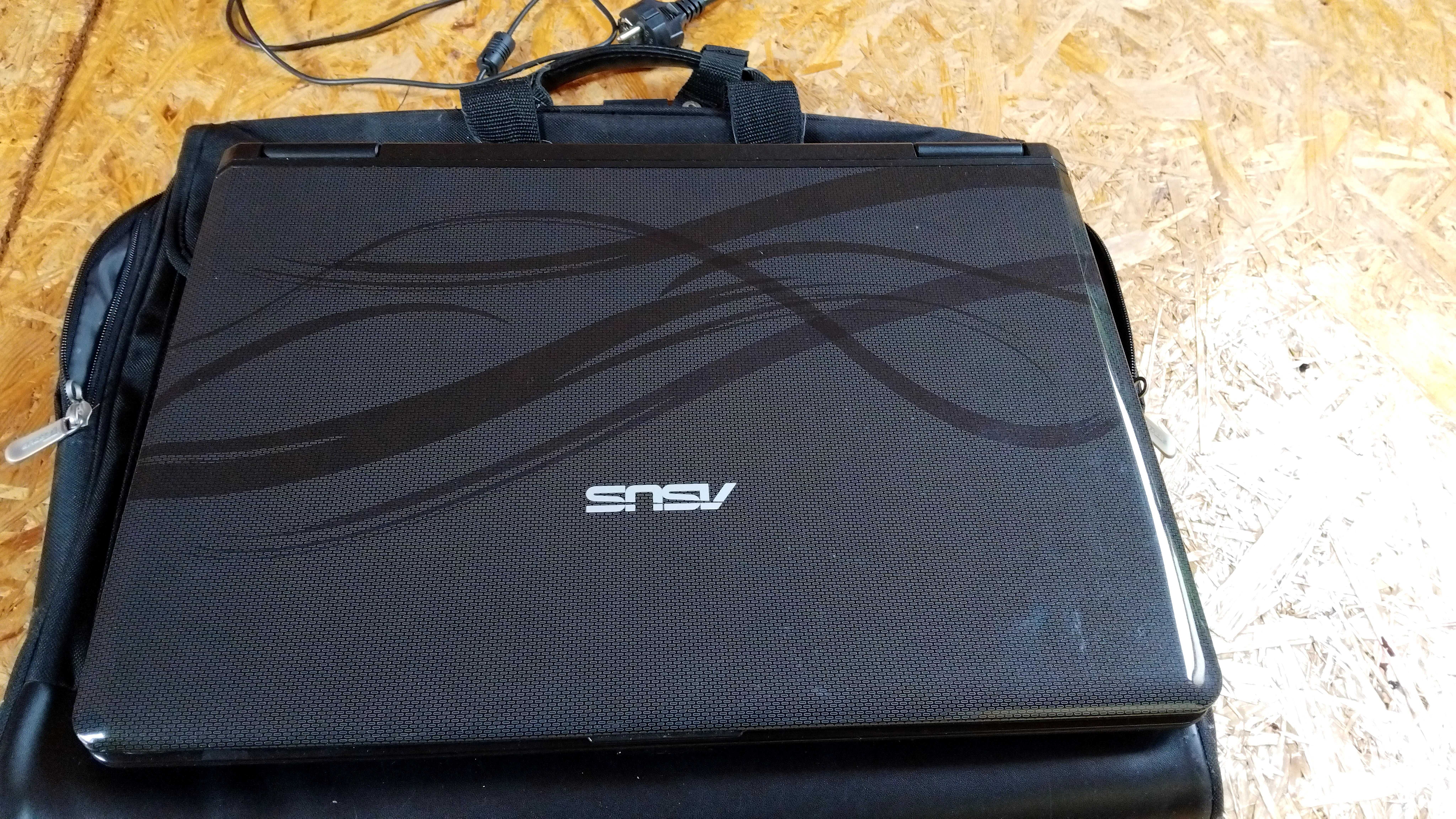 Laptop Asus uszkodzony
