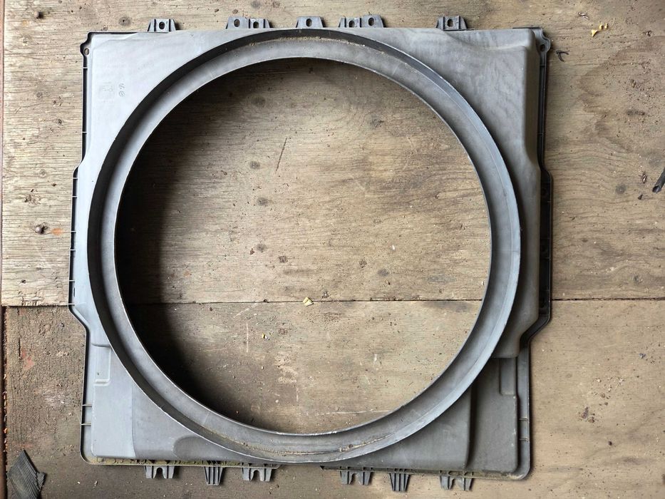 osłona tunel wentylatora chłodnicy Mercedes Actros MP4 MP5 oryginał