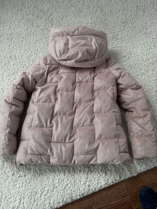 Жіноча зимова куртка S