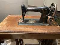 Maquina de costura Singer (antiga)