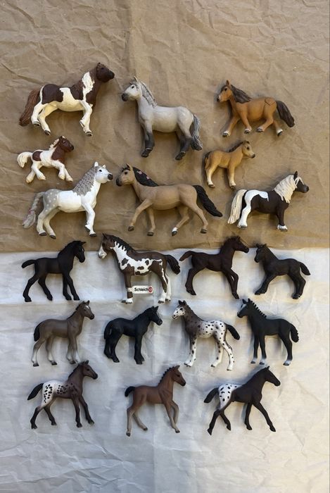 фігурки коні Schleich шляйх лошади пони животные конюшня