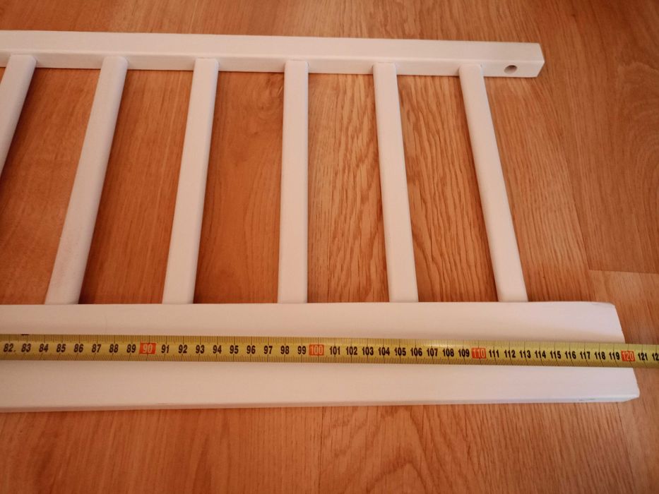 Barierka do łóżeczka dziecięcego biała