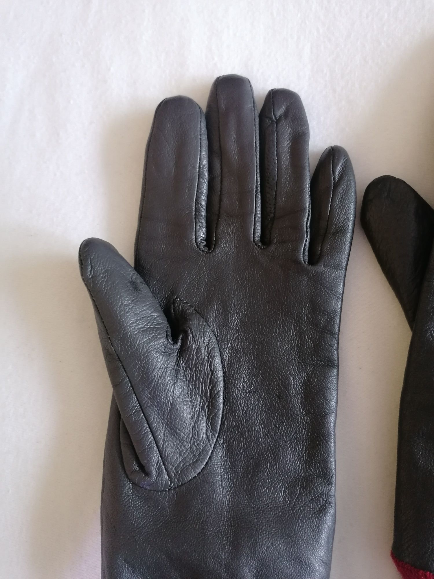 Skórzane szare rękawiczki