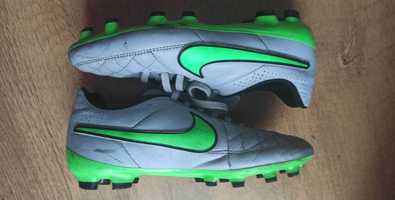 Korki Nike Tiempo 34