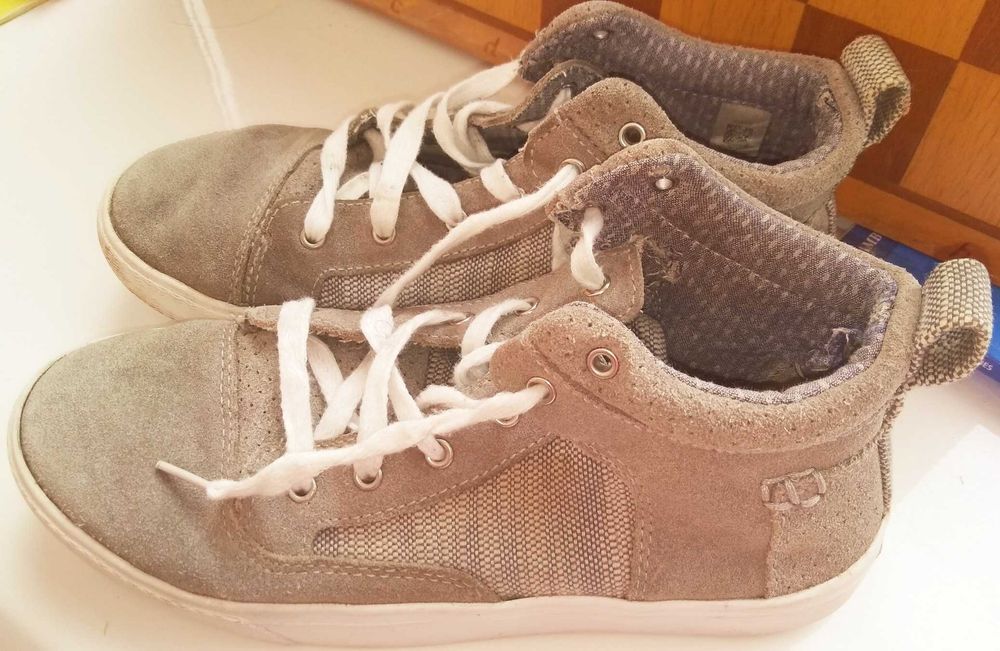 Кеды хайтопы унисекс нат.замша 36-37 р.по стельке 24 см