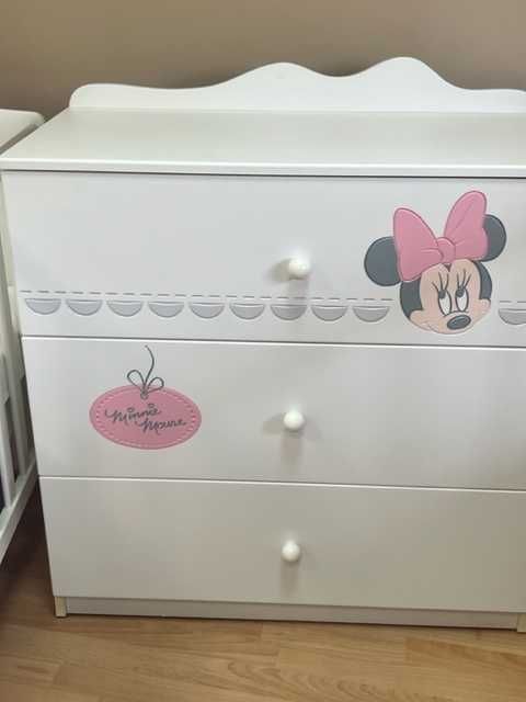 Komplet łóżeczko i komoda Meblik Myszka Minie powystawowe
