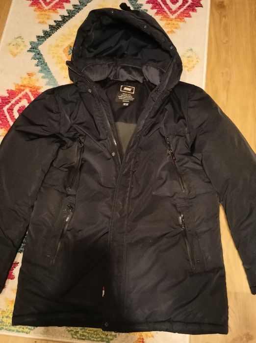 Дуже гарна темно-синя чоловіча зимова куртка, 56р.