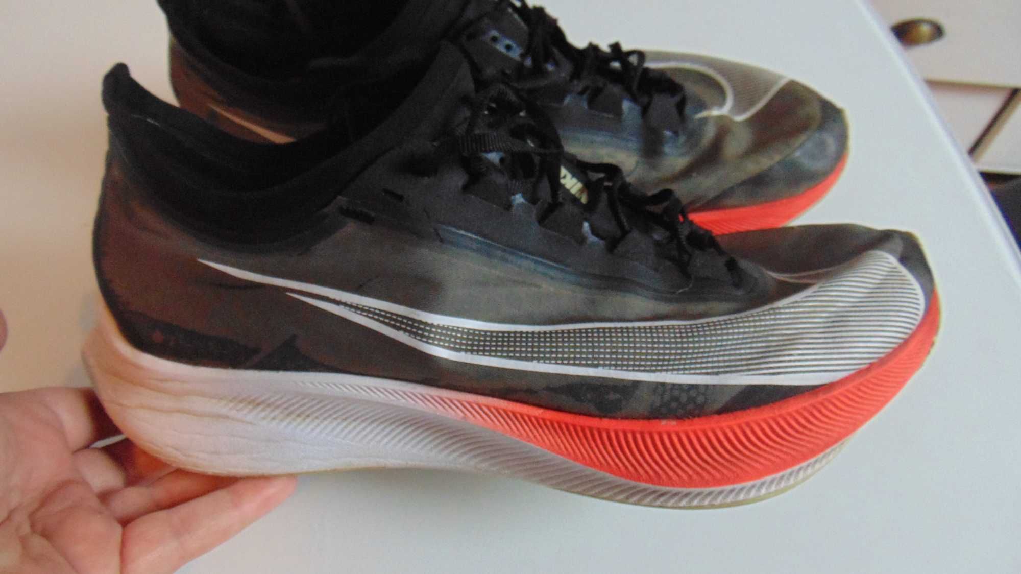 nike zoom fly 3 uk9,5 eur 44,5 do biegania okazja Drogie