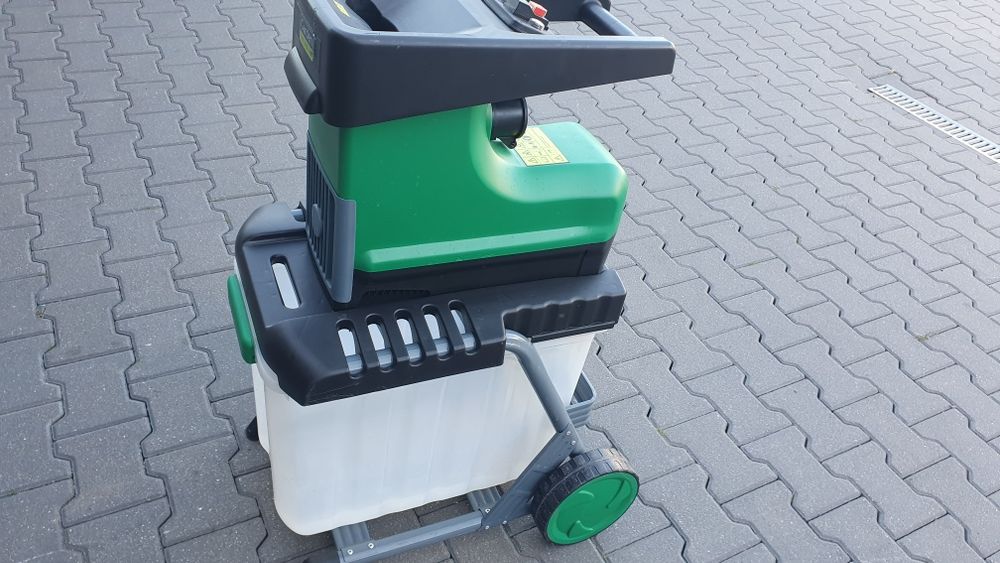 Rozdrabniacz do gałezi frezowy walcowy