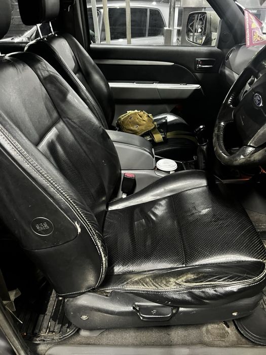 Пікап Форд Рейнджер / Ford Ranger / pickup truck