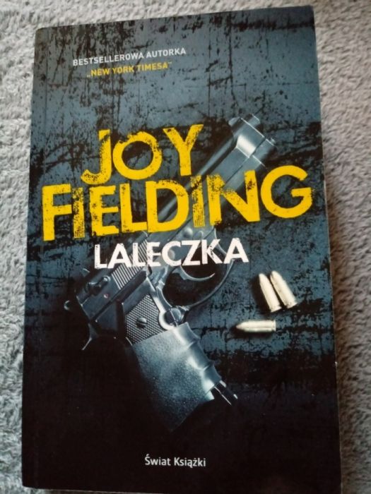 Joy Fielding "Laleczka"