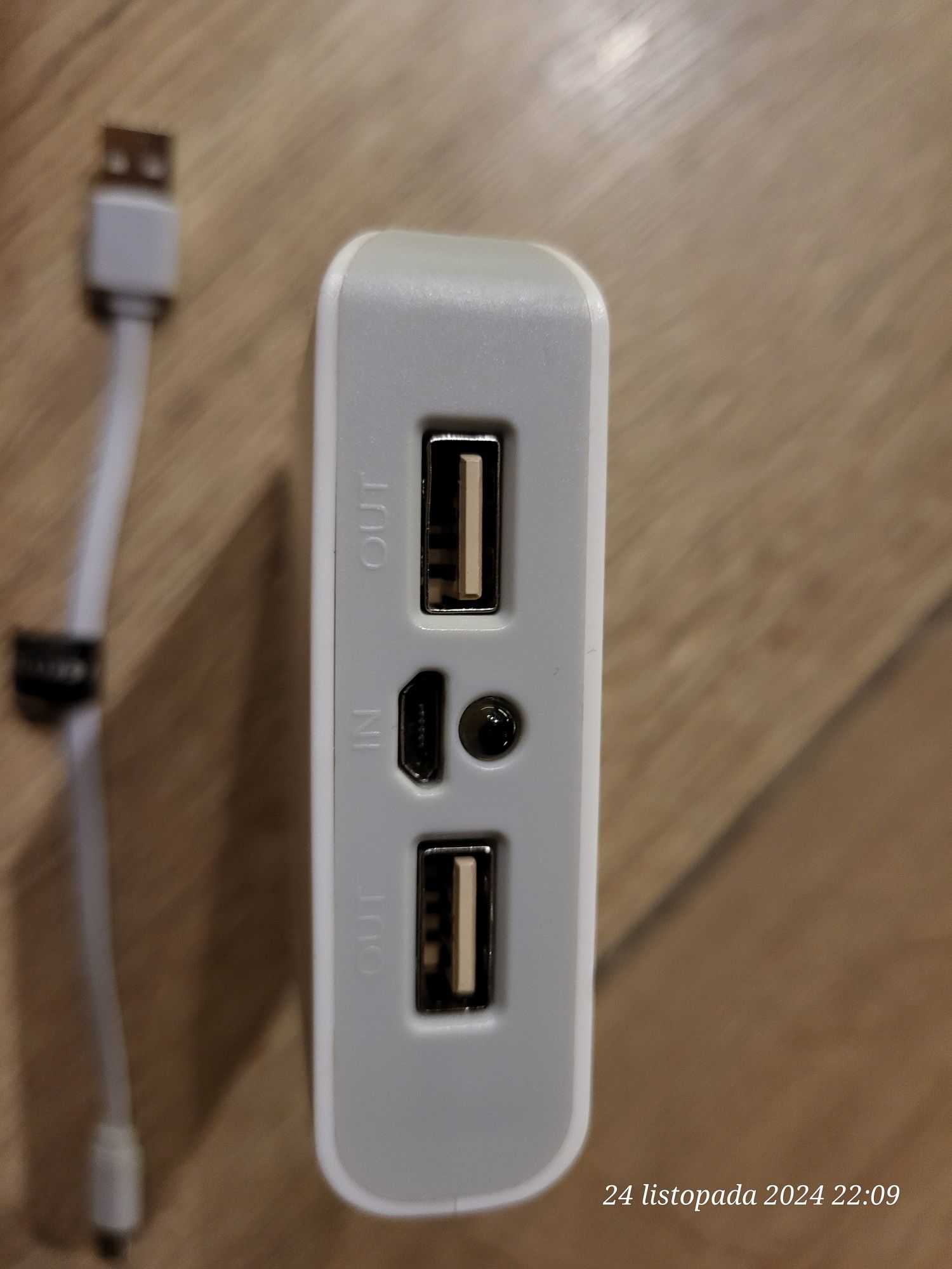 Power bank, 10000 ,2 usb + mini usb