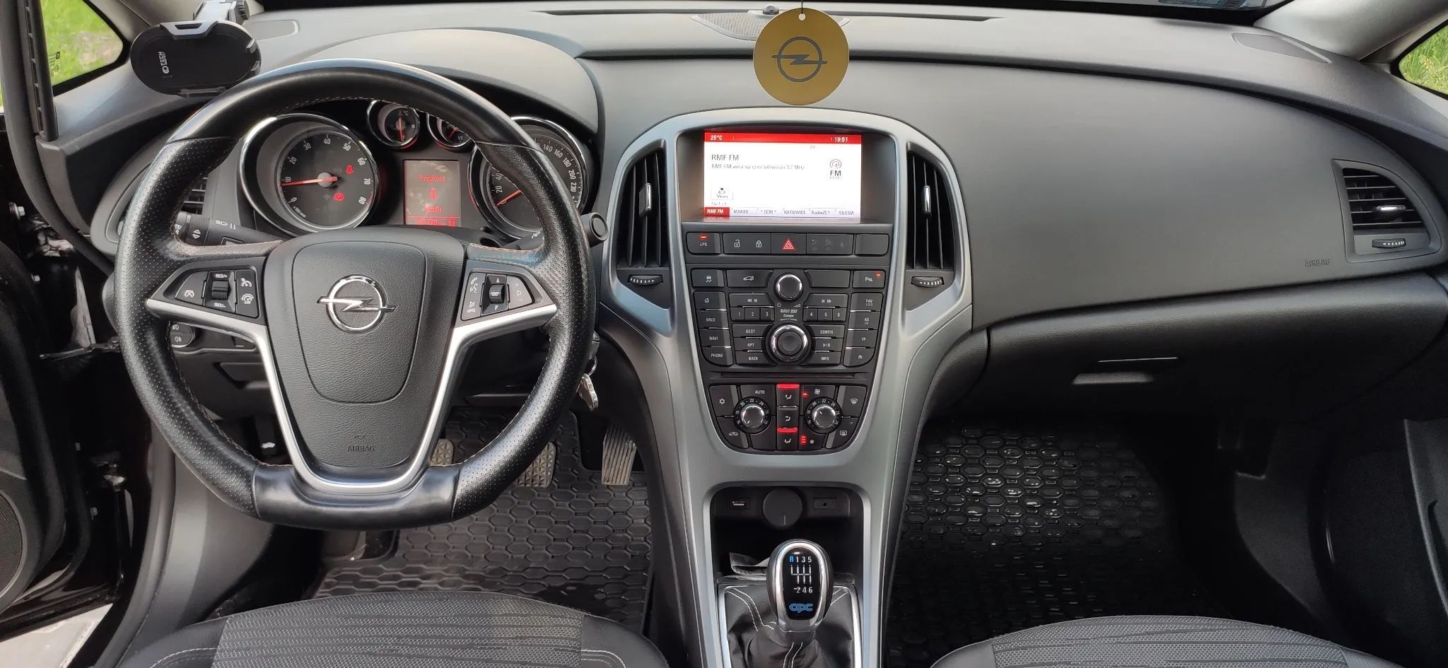 Opel Astra Pierwszy właściciel, stan techniczny bardzo dobry.